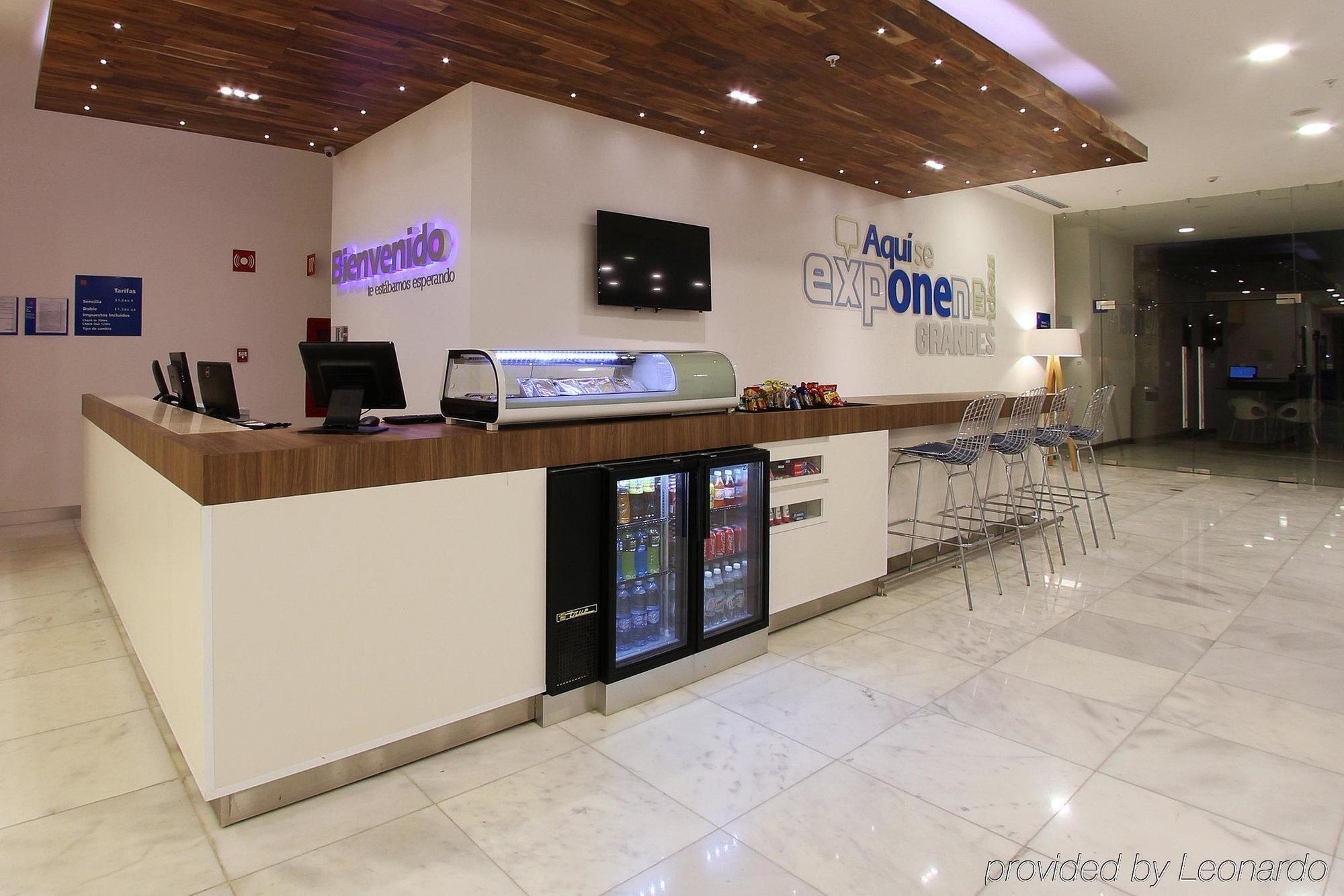 维拉埃尔莫萨2000 One酒店 比亚埃尔莫萨 外观 照片